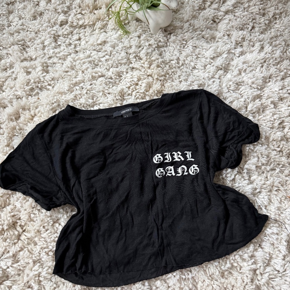 Stylish Forever 21 Black crop top street style street girl gang belly T-Shirt te